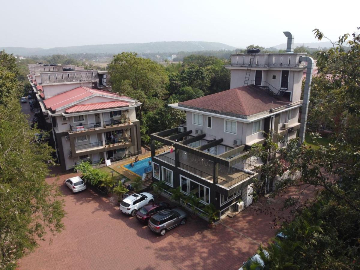 4Bhk Stunning Apartment With Pool 2Bhkx2 Stare Goa Zewnętrze zdjęcie